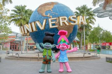 Family Getaway Sentosa Island Tour Package for 6 Days 5 Nights