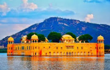 Magical 7 Days 6 Nights New Delhi, Delhi, Agra with Jaipur Holiday Package