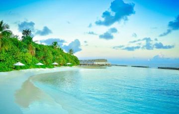 Experience 4 Days 3 Nights Male Holiday Package