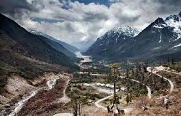 Pleasurable 6 Days 5 Nights Pelling Holiday Package