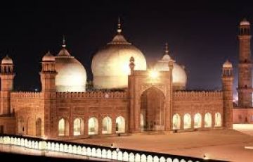 Heart-warming Jammu Tour Package for 5 Days 4 Nights from Amritsar