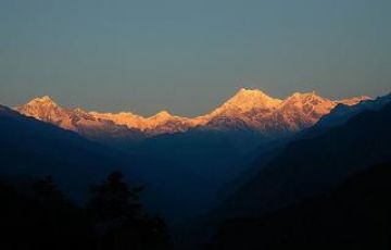 5 Days 4 Nights Darjeeling Tour Package by Travel Heights