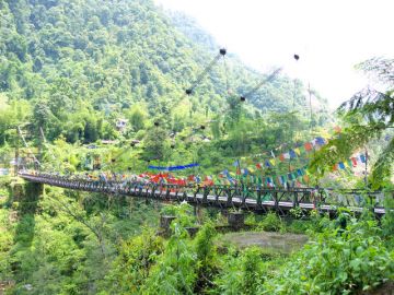 Beautiful 4 Days Bagdogra, Gangtok and Darjeeling Holiday Package