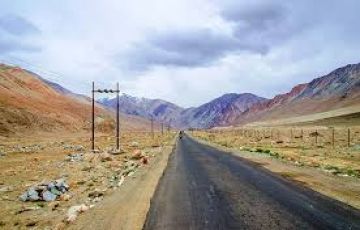 Experience 4 Days 3 Nights Leh Tour Package
