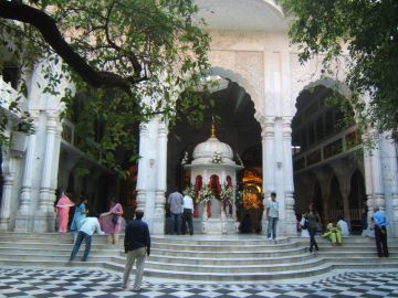 Magical Shirdi Tour Package for 3 Days