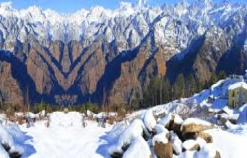 Family Getaway 2 Days Auli Holiday Package