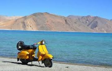 Pleasurable 5 Days Leh to Pangong Trip Package