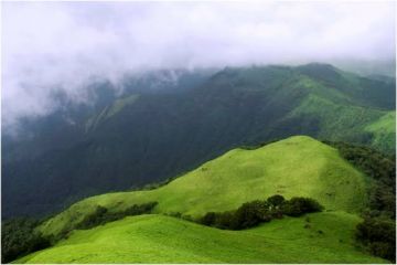 Beautiful Munnar Tour Package for 8 Days