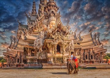 Beautiful 5 Days Bangkok to Pattaya Vacation Package