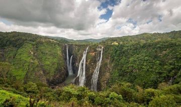 Family Getaway Mumbai Tour Package from Chennai