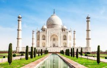 Family Getaway 5 Days 4 Nights Agra Vacation Package