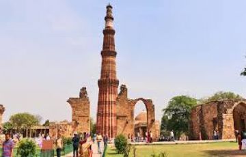 Family Getaway 5 Days 4 Nights Agra Vacation Package