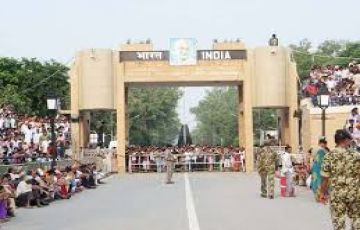 Family Getaway 4 Days 3 Nights Amritsar Trip Package