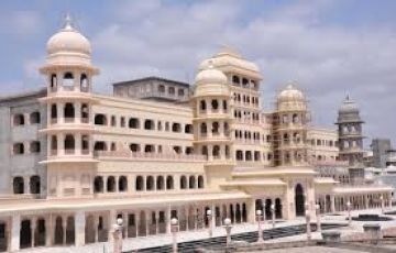 Amazing 4 Days Udaipur with Nathdwara Holiday Package