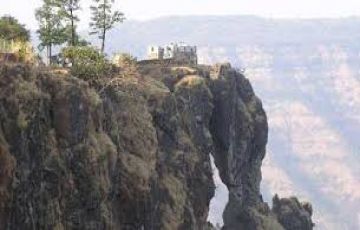 Magical Mahabaleshwar Tour Package for 3 Days 2 Nights