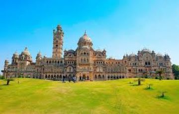 Heart-warming Baroda Tour Package for 3 Days 2 Nights