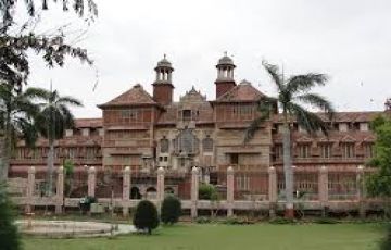 Heart-warming Baroda Tour Package for 3 Days 2 Nights