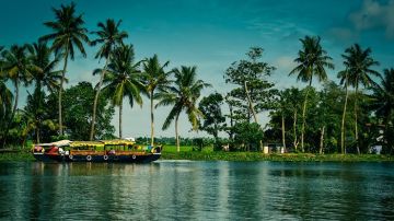 Magical 5 Days Cochin to Munnar Holiday Package