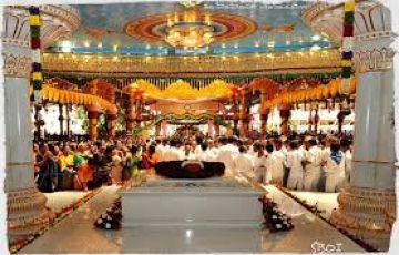 Ecstatic Shirdi Tour Package for 2 Days