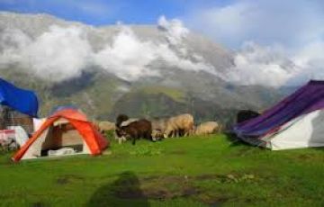 Heart-warming Dalhousie Tour Package for 4 Days 3 Nights from Delhi