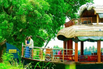 Best 4 Days Alleppey to Munnar Vacation Package