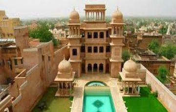 Beautiful Delhi Tour Package for 7 Days