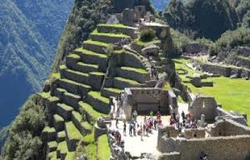 Memorable 8 Days Lima, Sacred Valley, Machu Picchu with Cusco Vacation Package
