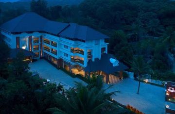 Beautiful Thekkady Tour Package from Kochi