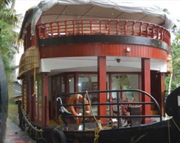 Beautiful Thekkady Tour Package from Kochi