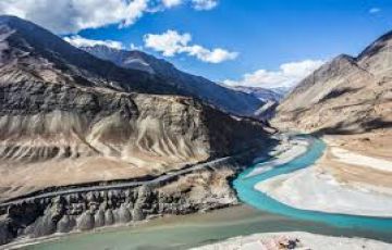 Ecstatic 4 Days 3 Nights Ladakh Vacation Package