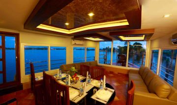 Ecstatic 2 Days 1 Night Alleppey Holiday Package