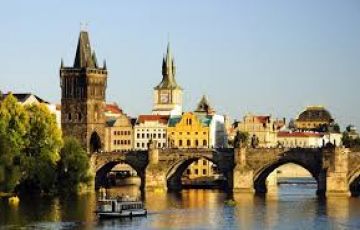 Heart-warming Vienna Tour Package from Munich