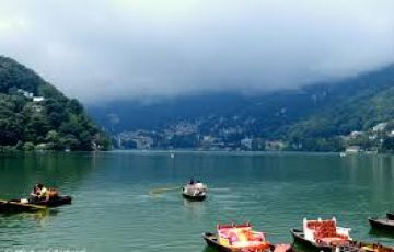 Pleasurable 3 Days Delhi - Nainital Religious Tour Package