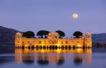 Heart-warming 7 Days Jaipur to New Delhi Tour Package