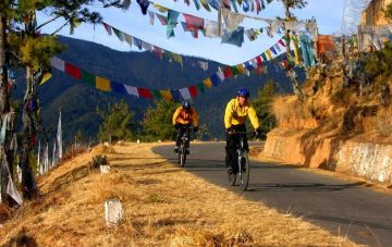 Heart-warming 3 Days 2 Nights Bir Holiday Package