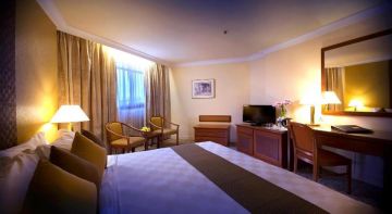 Magical 5 Days 4 Nights Delhi and Singapore Trip Package