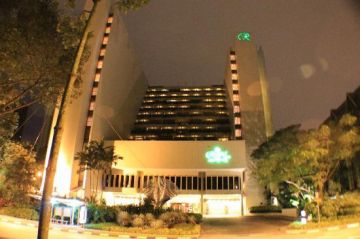 Memorable 5 Days Delhi with Singapore Trip Package