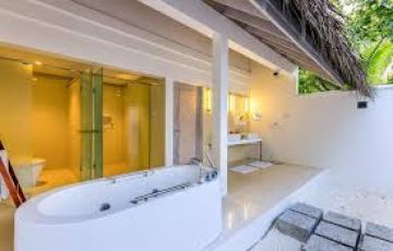 Ecstatic 4 Days 3 Nights Male Trip Package