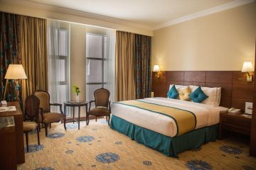 5 Days Dubai to Delhi Holiday Package