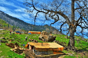Pleasurable 2 Days Bhuntar to Bhuntar a Place Near By Kasol Vacation Package
