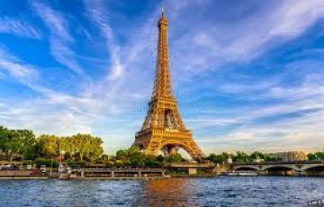 4 Days 3 Nights Paris Tour Package