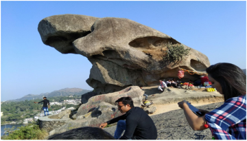 Family Getaway 3 Days 2 Nights Mount Abu and Delhi Tour Package