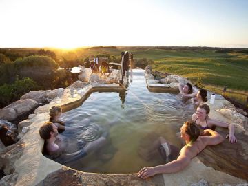 Beautiful 9 Days Melbourne with Sydney Holiday Package