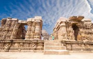 Family Getaway Puri Tour Package for 3 Days 2 Nights from Bhubaneshwar