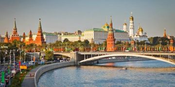 Pleasurable 10 Days St Petersburg Holiday Package