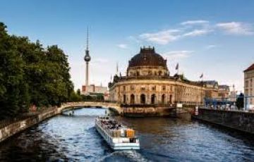 Best Prague Tour Package for 9 Days 8 Nights from Vienna