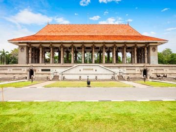 Memorable 5 Days 4 Nights Bentota and Colombo Trip Package