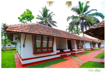 Experience 4 Days Marari Beach Trip Package