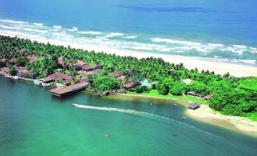 Ecstatic 5 Days Colombo and Bentota Vacation Package