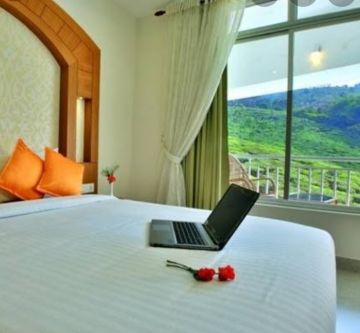 Memorable Thekkady Tour Package for 5 Days 4 Nights from Kochi